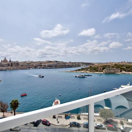 Апартаменти Sliema Duplex Penthouse With Sea Views & Private Terrace By Shortletsmalta Екстер'єр фото