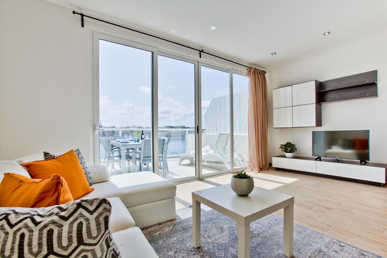 Апартаменти Sliema Duplex Penthouse With Sea Views & Private Terrace By Shortletsmalta Екстер'єр фото