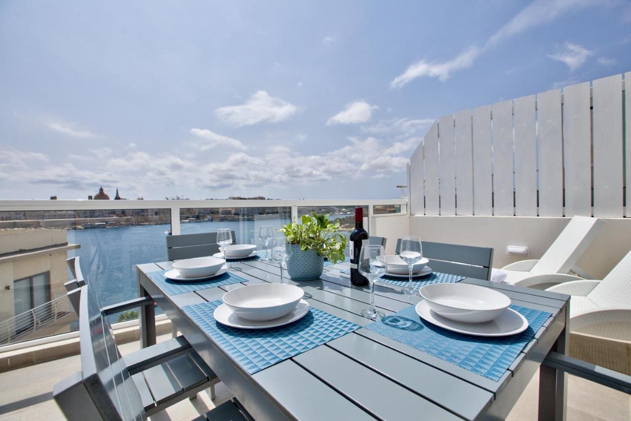 Апартаменти Sliema Duplex Penthouse With Sea Views & Private Terrace By Shortletsmalta Екстер'єр фото