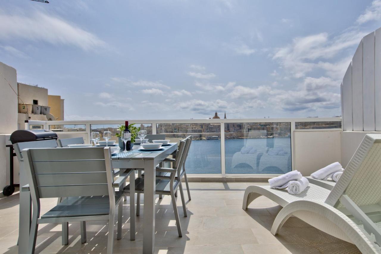 Апартаменти Sliema Duplex Penthouse With Sea Views & Private Terrace By Shortletsmalta Екстер'єр фото